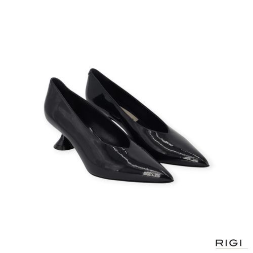 Natan N10100 pump in blauw nappalak voor dames. 