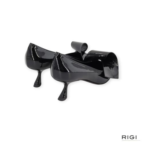 Natan N10103 pump in zwart lakleer voor dames. Natan N10103 pump in zwart lakleer voor dames.