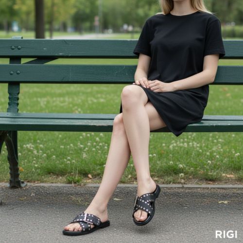 Noa Harmon RIO muil-slipper voor dames in zwart raffia leer. 