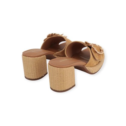 Noa Harmon dames slipper met blok hak in het camel - beige leer. Noa Harmon dames slipper met blok hak in het camel - beige leer.