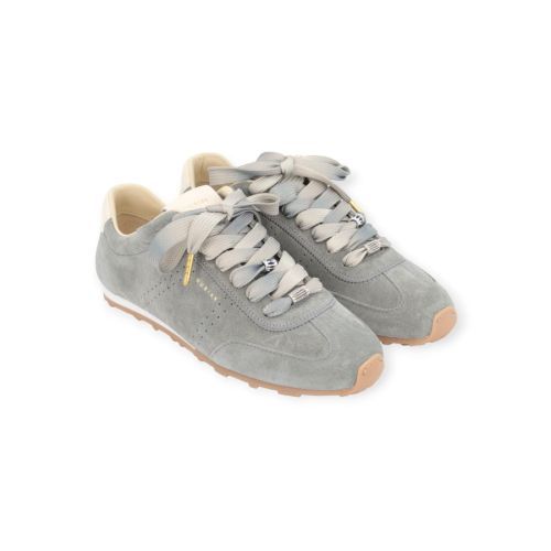 Nubikk Billy Lou sneaker in zacht blauw suède voor dames.