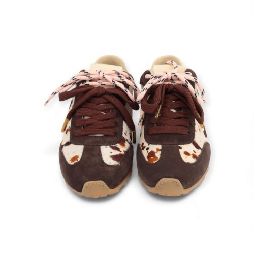 Nubikk Billy Lou dames sneaker in koe print. Nubikk Billy Lou dames sneaker in koe print.