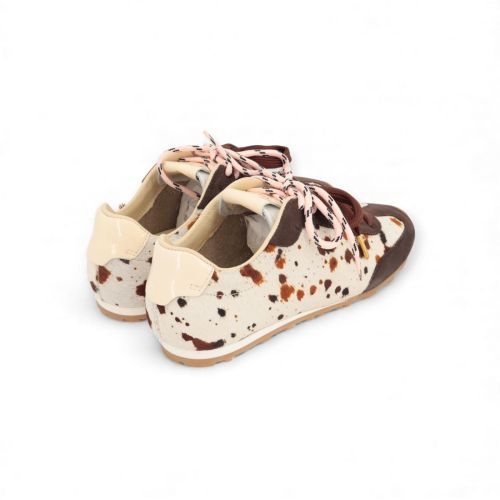 Nubikk Billy Lou dames sneaker in koe print. Nubikk Billy Lou dames sneaker in koe print.