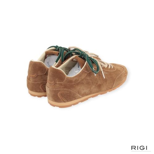 Nubikk Billy Lou II sneaker voor dames in cognac suède. Nubikk Billy Lou II sneaker voor dames in cognac suède.