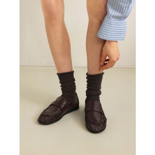 Nubikk Riley Mio mocassin voor dames in bordeaux leer.