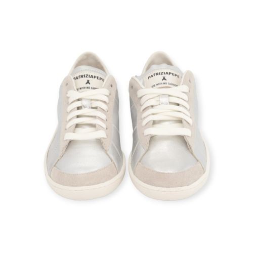 Patrizia Pepe Skin dames sneaker in zilver shinning leer.