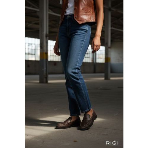 Pavement PaElmira mocassin in bruin vintage leer voor dames. 