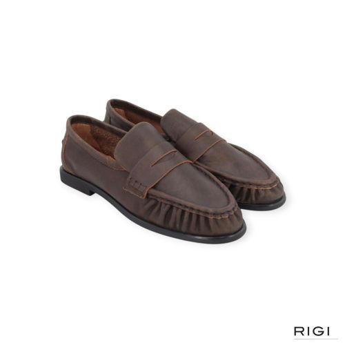 Pavement PaElmira mocassin in bruin vintage leer voor dames. 