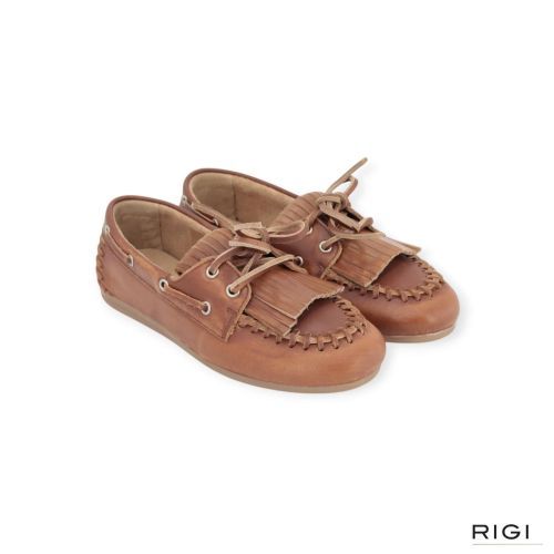 Pavement Magda mocassin in bruin leer voor dames. Pavement Magda mocassin in bruin leer voor dames.