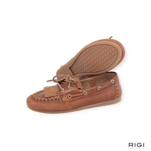 Pavement Magda mocassin in bruin leer voor dames. Pavement Magda mocassin in bruin leer voor dames.