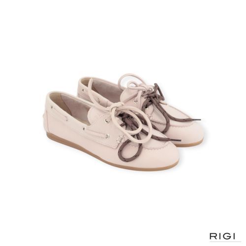 Pavement Marin Lace mocassin in roze leer voor dames. Pavement Marin Lace mocassin in roze leer voor dames.