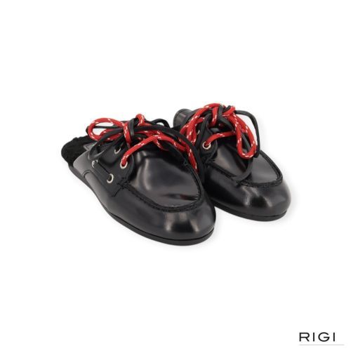 Pavement Yasma Lace Fur slipper in zwart leer voor dames.