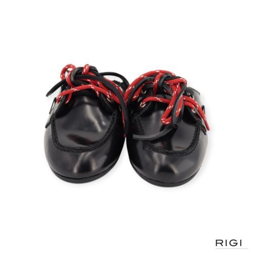 Pavement Yasma Lace Fur slipper in zwart leer voor dames.