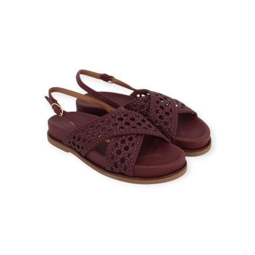 Pedro Miralles dames sandaal in het bordeaux tresse leer.