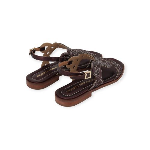 Pedro miralles dames sandaal plat in het brons leer. Pedro miralles dames sandaal plat in het brons leer.