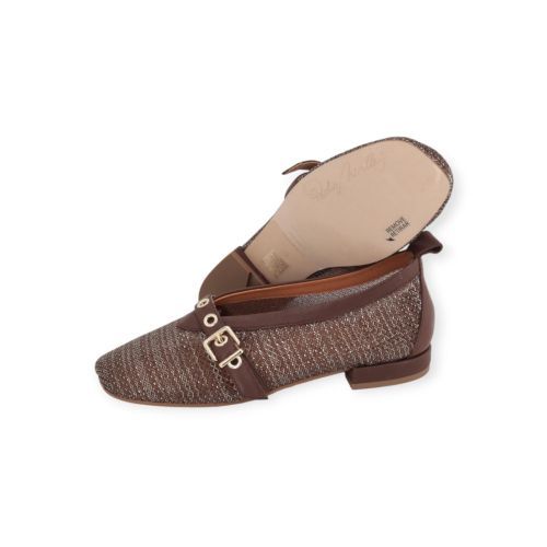 Pedro Miralles ballerina in bruin perforeer stof en leer.