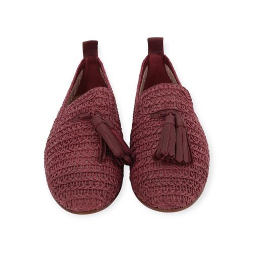 Pedro Miralles dames mocassin in bordeaux raffia. Pedro Miralles dames mocassin in bordeaux raffia.