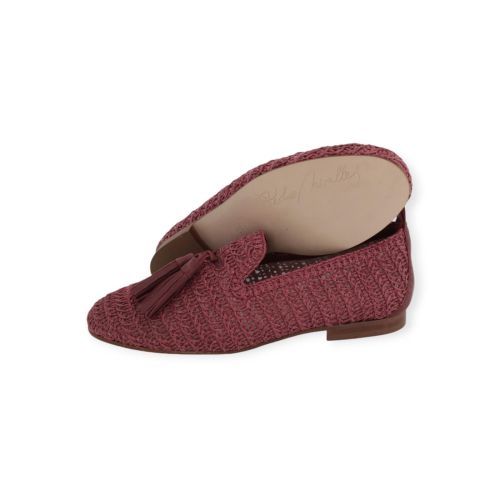 Pedro Miralles dames mocassin in bordeaux raffia. Pedro Miralles dames mocassin in bordeaux raffia.