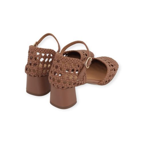 Pedro Miralles dames pump in het camel tressee leer. Pedro Miralles dames pump in het camel tressee leer.