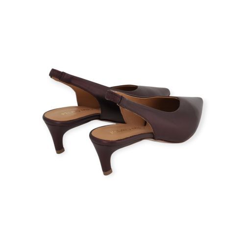 Pedro Miralles pump in bruin shining leer. Pedro Miralles pump in bruin shining leer.