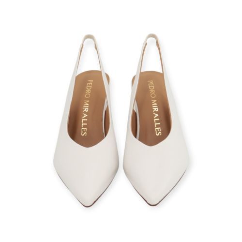 Pedro Miralles witte pump slingback model.