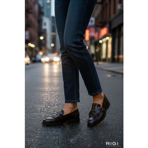 Pedro Miralles 24017 mocassin in bruin crocco leer voor dames. Pedro Miralles 24017 mocassin in bruin crocco leer voor dames.