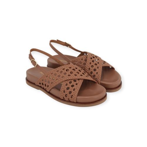 Pedro Miralles dames sandaal in het camel tresse leer.