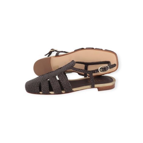 Pertini sandaal in bruin geweven / tressée leer voor dames.  