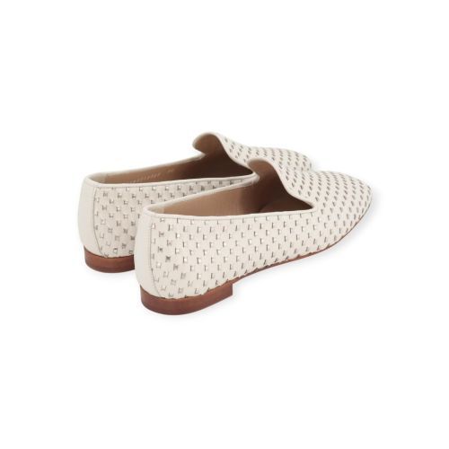 Pertini mocassin in geweven / tressé offwit leer met zilver voor dames. 
