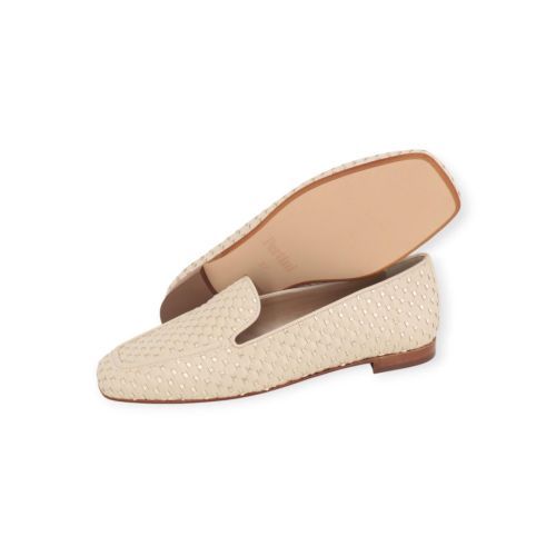 Pertini dames mocassin in beige leer.