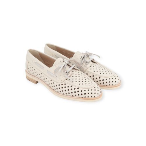 Pertini dames veter schoen in off wit leer. Pertini dames veter schoen in off wit leer.