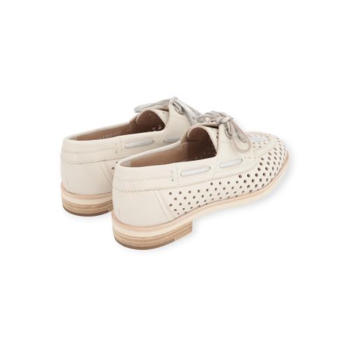 Pertini dames veter schoen in off wit leer. Pertini dames veter schoen in off wit leer.