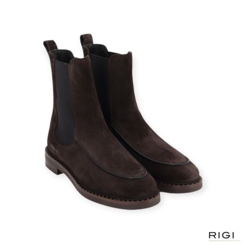 Pertini 262W33259D1 enkellaars in bruin suède voor dames. Pertini 262W33259D1 enkellaars in bruin suède voor dames.