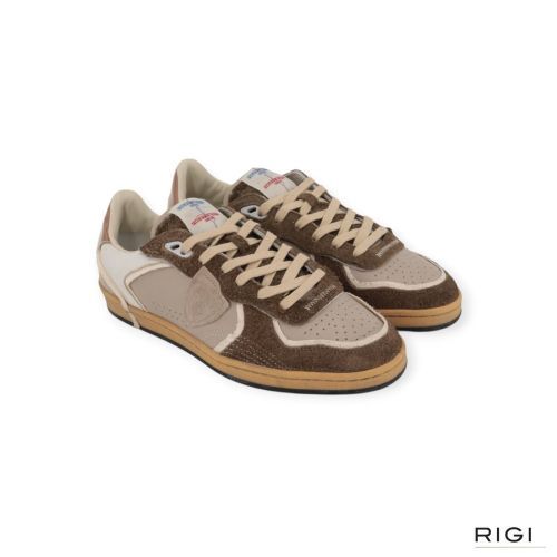 Philippe Model PGAL PGLU VXE4 sneaker in licht bruin suède met beige leer voor heren. 