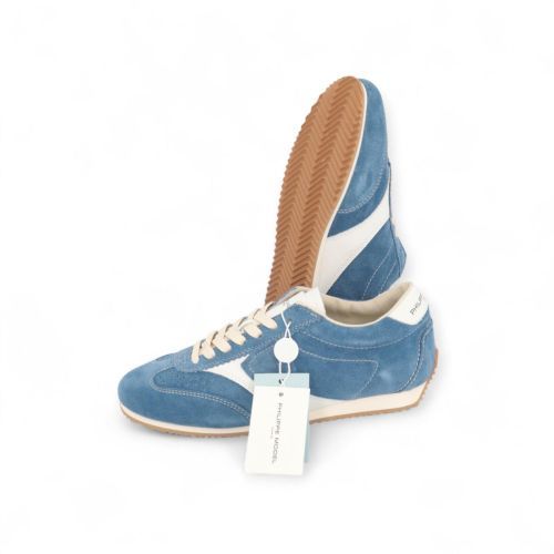 Philippe Model Planche Low dames sneaker licht blauw-jeans. Philippe Model Planche Low dames sneaker licht blauw-jeans.