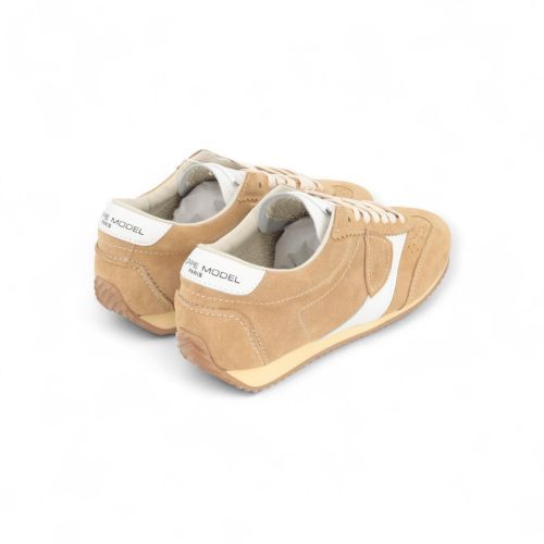 Philippe Model Planche Low dames sneaker licht beige. Philippe Model Planche Low dames sneaker licht beige.