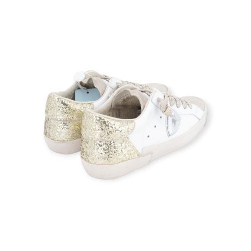 Philippe Model PRSX low dames sneaker in wit met goud glitter. Philippe Model PRSX low dames sneaker in wit met goud glitter.
