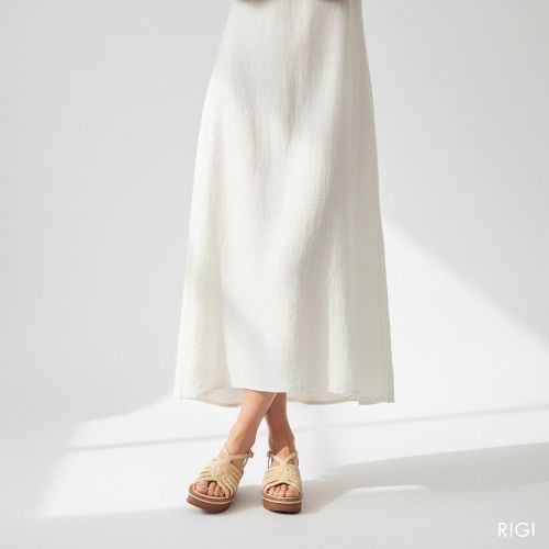 Pons Quintana sandaal in beige gevlochten leer voor dames. 