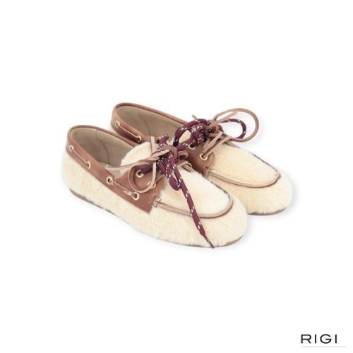 Posa Boat Loafer Alpina in cognac leer met beige wol voor dames. 