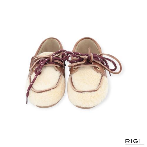 Posa Boat Loafer Alpina in cognac leer met beige wol voor dames. 