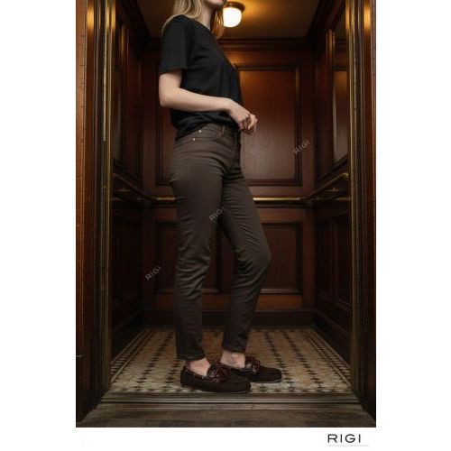 Posa Boat Loafer Alpina in bruin leer met wol voor dames. 