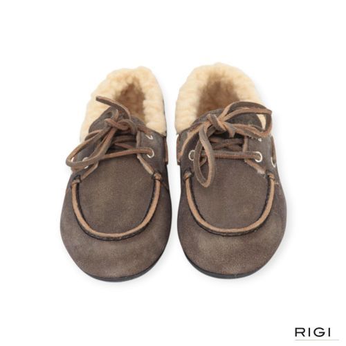 Posa Boat Loafer Brushed Fur dames mocassin in bruin / grijs suede met wol. Posa Boat Loafer Brushed Fur dames mocassin in bruin / grijs suede met wol.