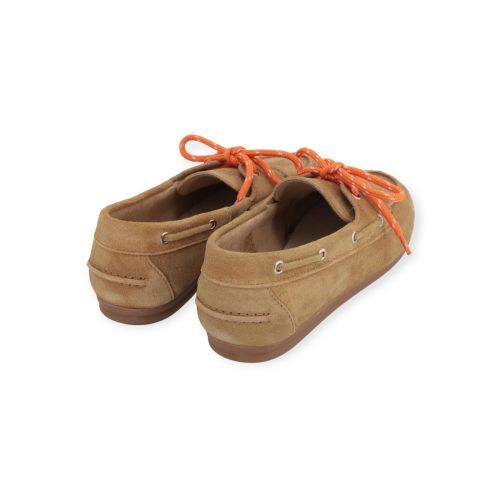 Posa boat loafer, bootschoen in camel (tan) suède voor dames. Posa boat loafer, bootschoen in camel (tan) suède voor dames.