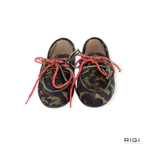 Posa Boat loafer Camo in pony camouflage kleur voor dames. Posa Boat loafer Camo in pony camouflage kleur voor dames.