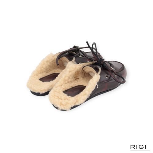 Posa Boat loafer Mule Fur slipper, muil in burgundy, bordeaux leer voor dames. Posa Boat loafer Mule Fur slipper, muil in burgundy, bordeaux leer voor dames.