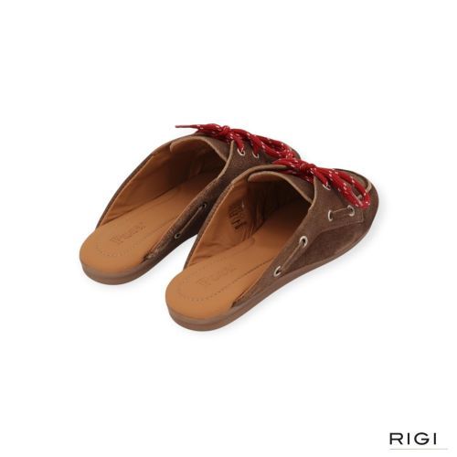 Posa Boatloafer muil, slipper in bruin suède voor dames. 