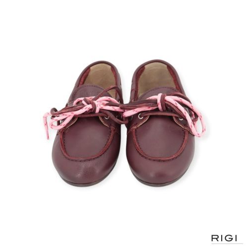 Posa Boat loafer soft in bordeaux zacht leer voor dames. Posa Boat loafer soft in bordeaux zacht leer voor dames.