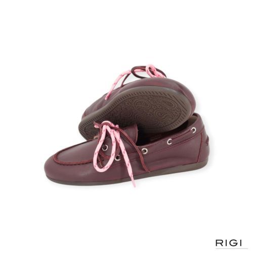Posa Boat loafer soft in bordeaux zacht leer voor dames. Posa Boat loafer soft in bordeaux zacht leer voor dames.