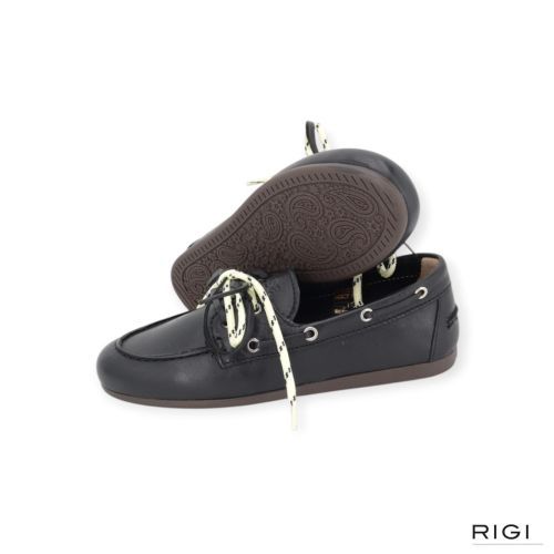 Posa Boat loafer soft in zwart zacht leer voor dames. Posa Boat loafer soft in zwart zacht leer voor dames.
