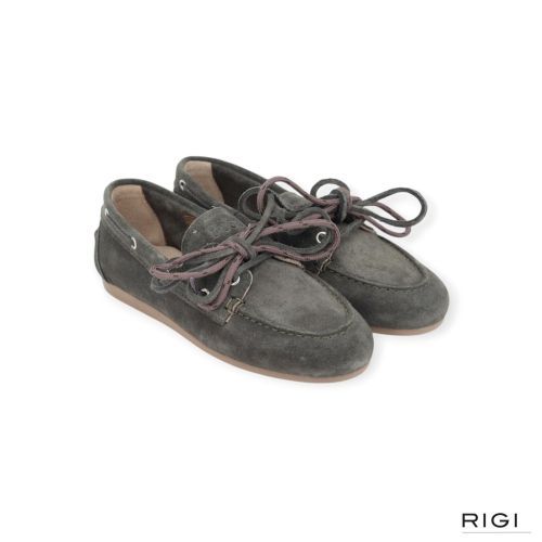 Posa Boat loafer suède in kaki suède voor dames. Posa Boat loafer suède in kaki suède voor dames.